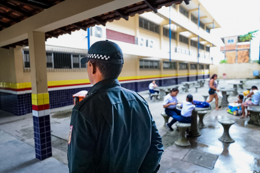 Foto: Governo do Estado sanciona o programa ''Escola Segura''