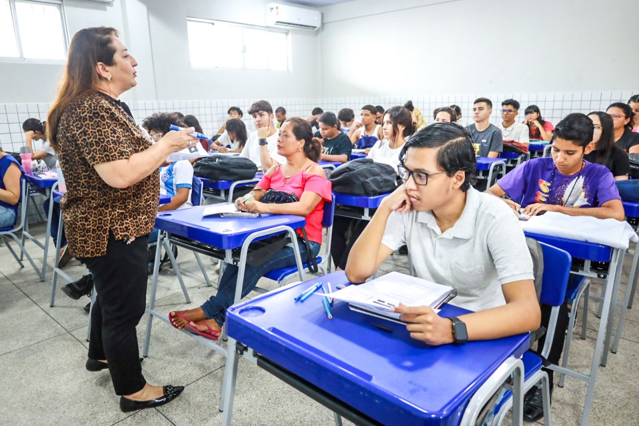 A iniciativa &eacute; destinada a estudantes de baixa renda da rede estadual de ensino.  Fotos: Alex Ribeiro