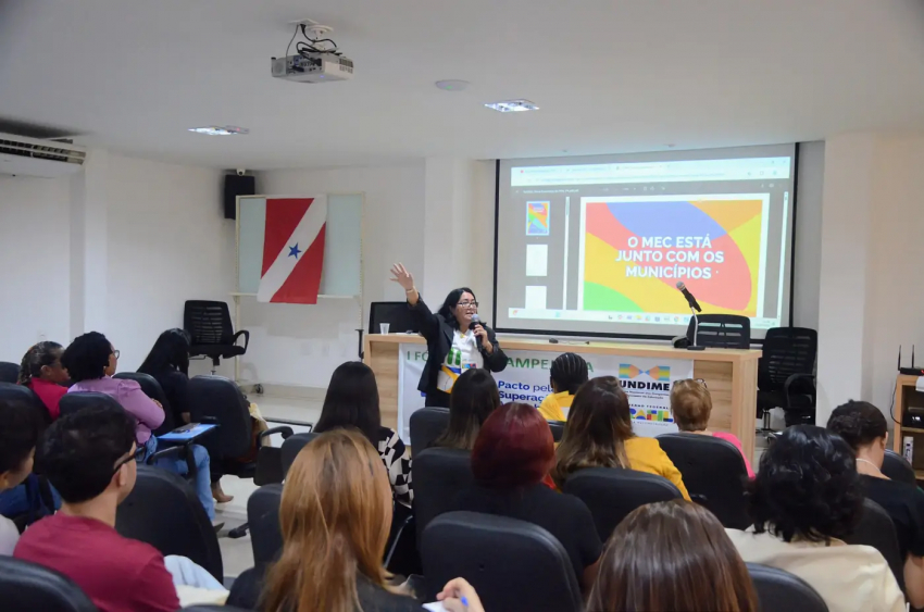Foto: Seduc participa do I Fórum do Pacto pela Superação do Analfabetismo e Qualificação da EJA