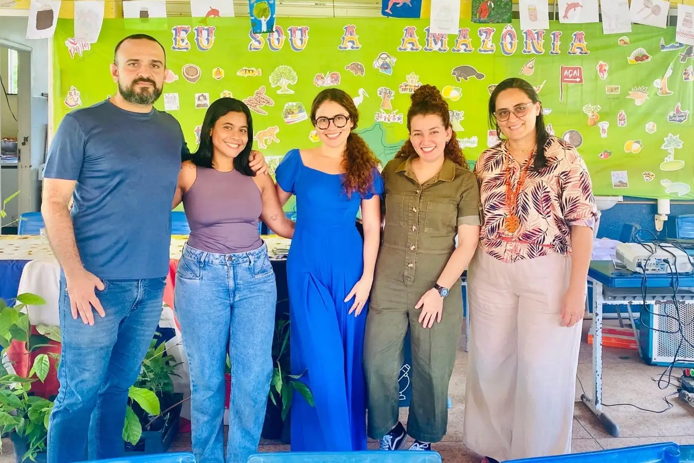 Em Cotijuba, a Escola Estadual Professora Marta Conceição promoveu a exposição Eu sou Amazônia porque... - Foto: Fernanda Cavalcante / Ncom Seduc
