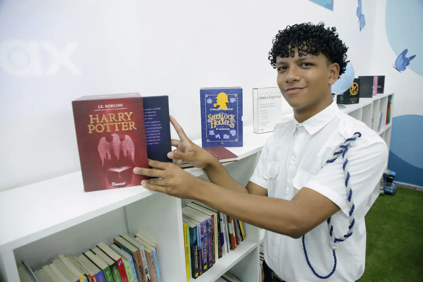 Aluno Daniel Mendes: aprendizado interativo - Foto: Eliseu Dias / Ncom Seduc