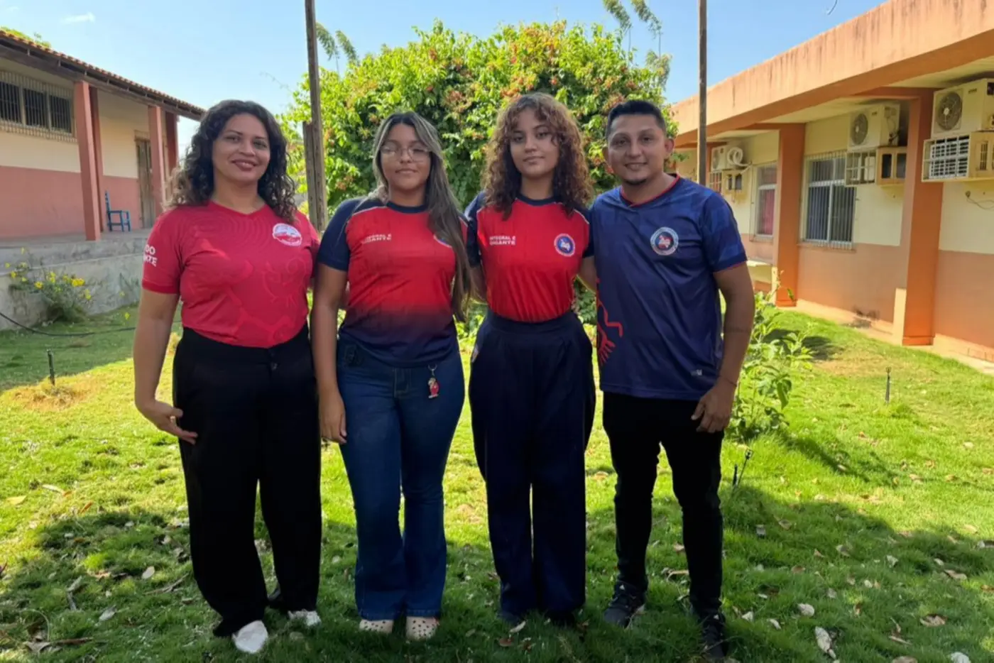 Equipe da Escola Estadual Presid. Fernando Henrique, de Monte Alegre, est&aacute; na final da Febrace com dois projetos - Foto: Educa&ccedil;&atilde;o