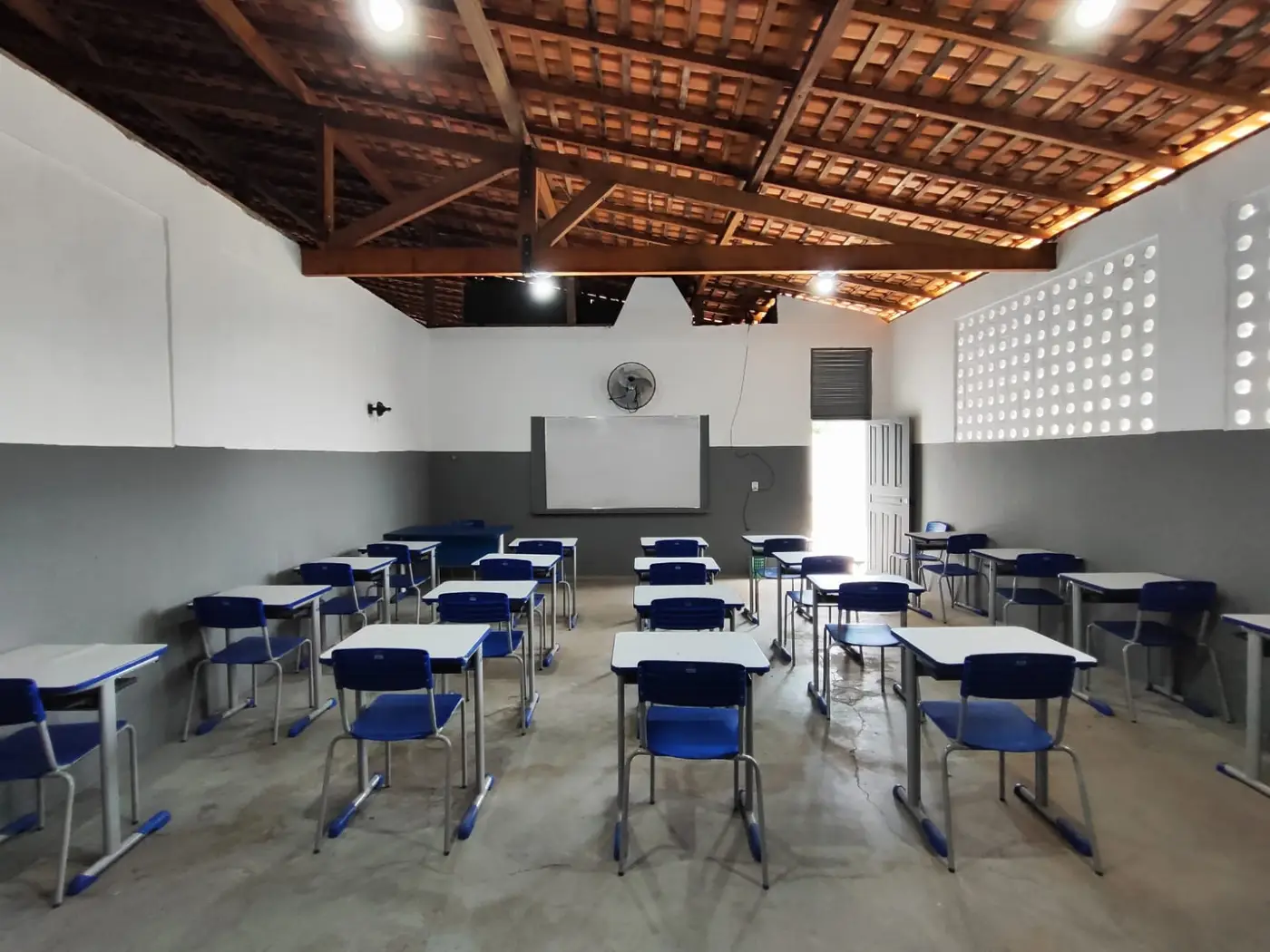 Novo telhado: Prodep garante um ambiente escolar mais seguro a alunos e professores - Foto: Divulga&ccedil;&atilde;o