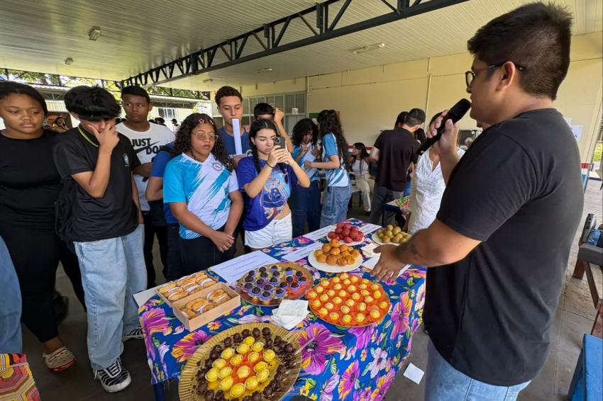 Foto: Escola Marechal Cordeiro de Farias realiza primeira Feira de Ciências e Tecnologia