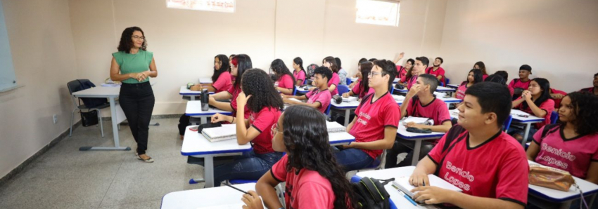Foto: Governo do Pará sanciona reajuste para professores da rede estadual; valor inicial chega a R$8.289,87