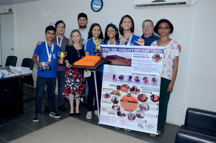 Foto: Alunos da Escola Jarbas Passarinho, do Souza, vão representar o Pará em torneio nacional de robótica