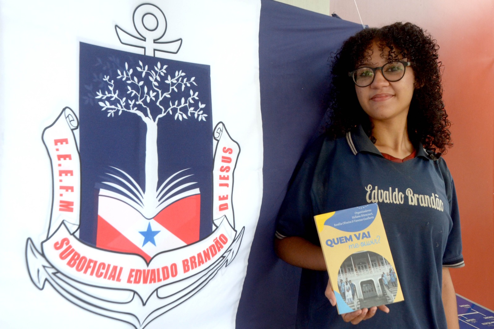 Estudante Michele Ferreira participa da coletânea. Foto: Eliseu Dias
