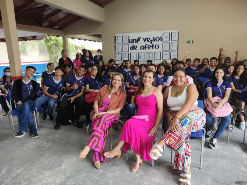 Foto: Escola Estadual Avertano Rocha, em Icoaraci, debate empoderamento feminino