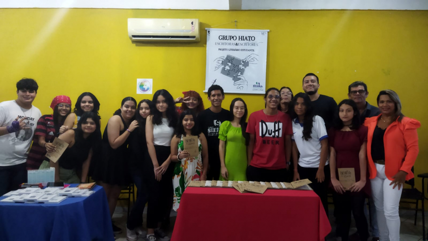 Foto: Escolas realizam projetos de escrita literária com lançamento de livros e concurso de poesias