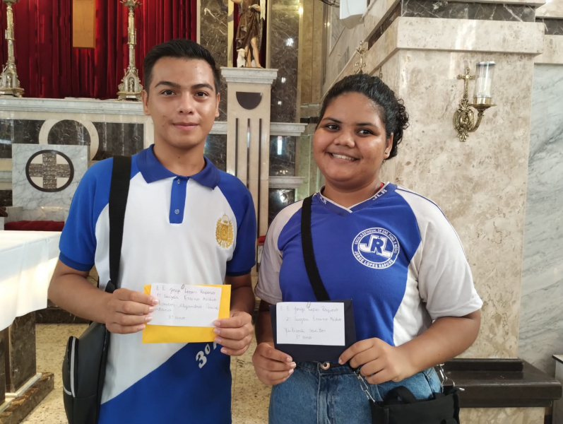 Foto: Estudantes da Escola Jorge Lopes Raposo são premiados em concurso de redação do Círio de Icoaraci