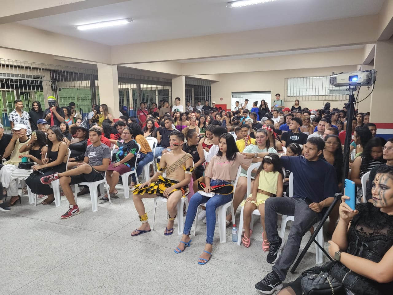 Escola Estadual Avertano Rocha promove II Festival de Visagens e Assombrações