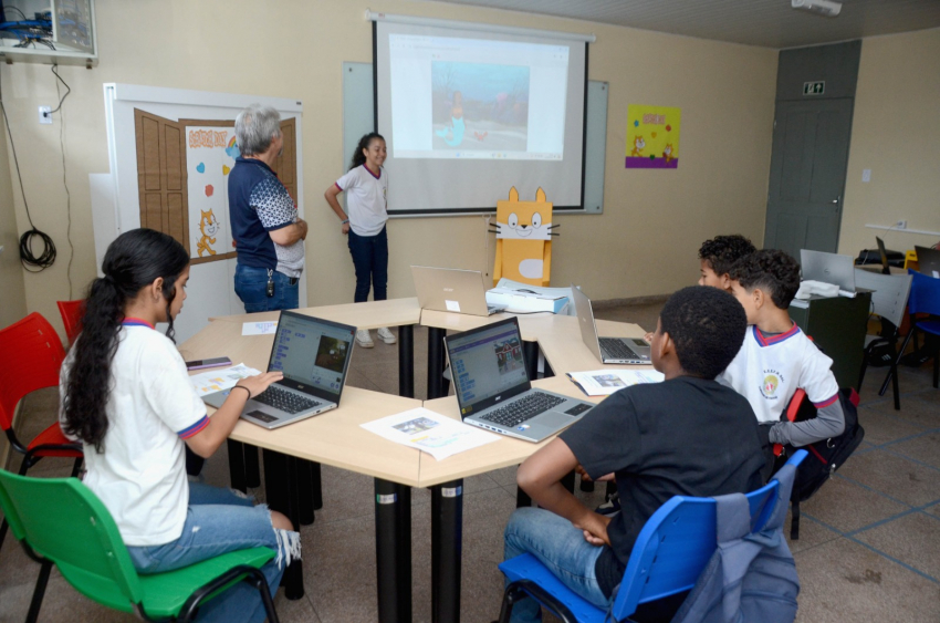 Foto: Escolas estaduais do Pará participam de evento mundial sobre programação e tecnologia