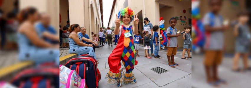 Foto: Creche Orlando Bitar tem bailinho de carnaval para as crianças nesta sexta-feira (17)