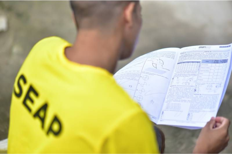 Foto: Seap investe em educação e consegue alta aprovação de custodiados no ENEM PPL 2022