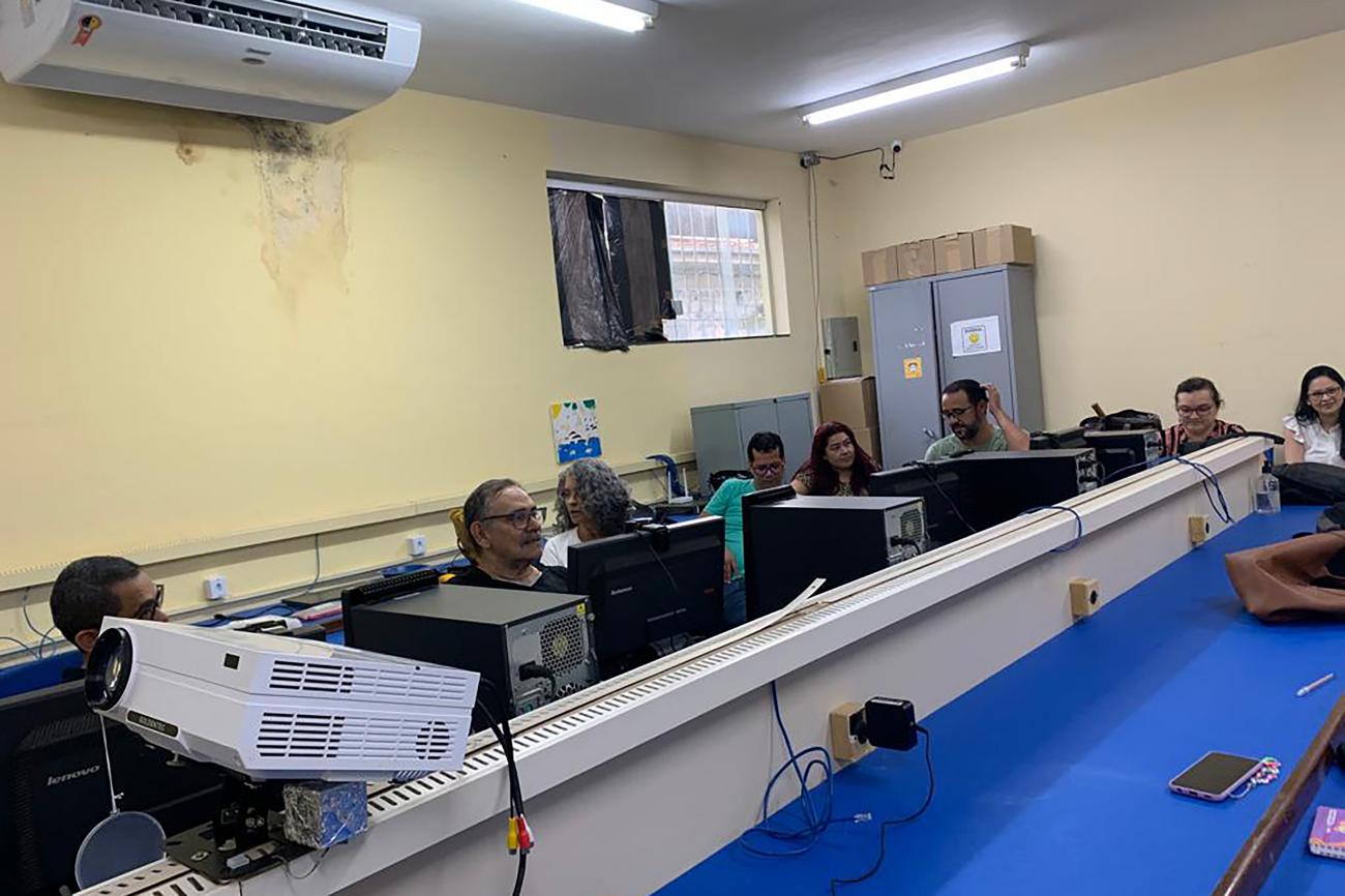 Aula em Laboratório de Informática na rede pública estadual, cujos professores terão capacitação (imagem de arquivo) Aula em Laboratório de Informática na rede pública estadual, cujos professores terão capacitação (imagem de arquivo)