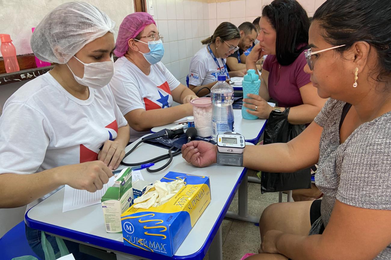 Ação incluiu serviços de saúde, como a verificação da pressão arterial por equipes de enfermagem, entre outras iniciativas - Foto: Victor Nylander / Nucom Seac