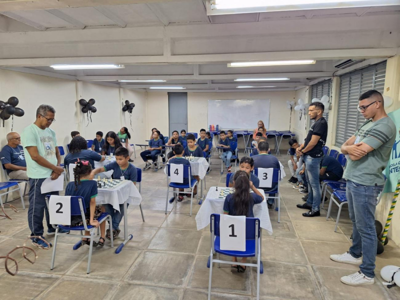 Foto: Xadrez é utilizado como recurso pedagógico em escola da rede estadual, em Belém