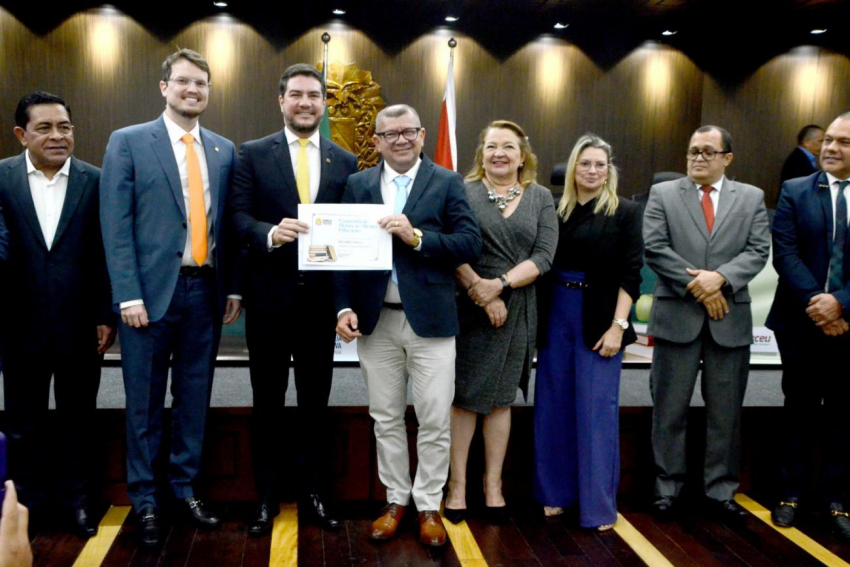 Foto: Trabalho da Seduc pelo avanço da educação é reconhecido pela Alepa