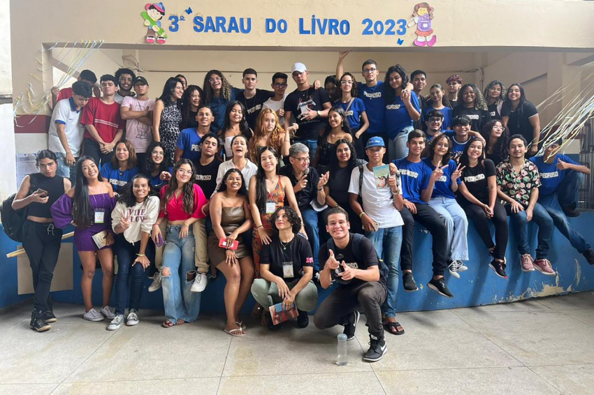 Foto: Sarau estimula a linguagem e a literatura na Escola Estadual Pedro Pedroso