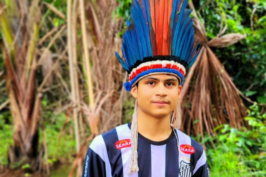 Foto: Estudante indígena recebe menção honrosa na Olimpíada Brasileira de Matemática