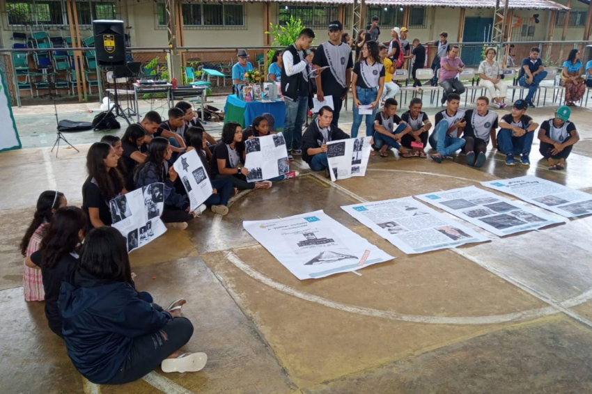 Foto: Projeto incentiva a leitura entre estudantes da rede pública estadual na ilha de Mosqueiro, em Belém