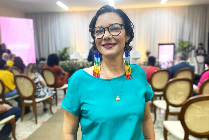 Foto: Docente da rede estadual de ensino é reconhecida pela atuação em prol de outras mulheres