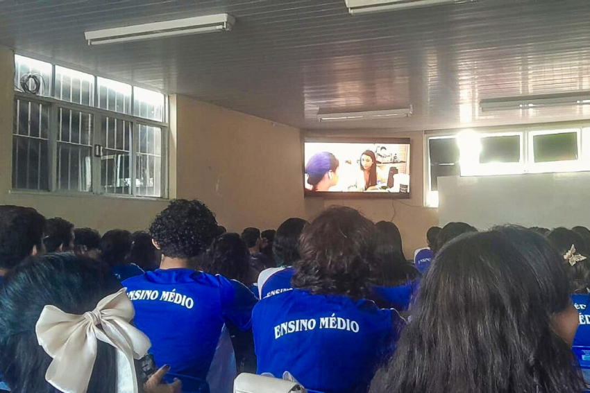 Foto: Criação de curtas-metragens reforça aprendizado de alunos de escola estadual