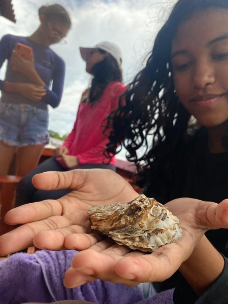 Foto: Alunos do 1º ANO Visitam o cultivo de Ostra, na localidade de Nova Olinda