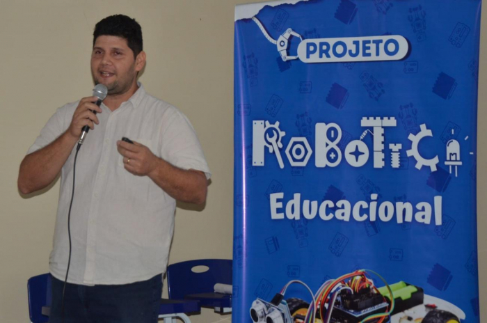 Foto: Seduc promove curso de robótica educacional para professores da rede pública