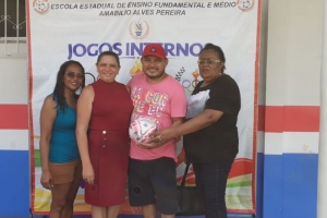 Foto: Jogos da Escola Amabílio Pereira promove valores humanos | Fotógrafo: Divulgação
