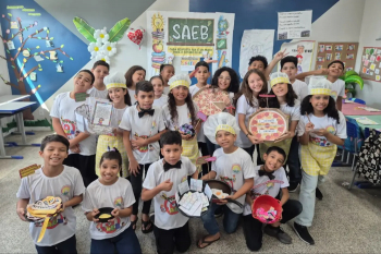 Notícia: Escola Estadual de Ensino Integral Bilíngue, em Icoaraci, utiliza pratos típicos para potencializar aprendizado de estudantes