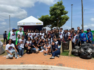 notícia: Estudantes da rede estadual realizam limpeza ambiental em alusão ao Dia Mundial da Limpeza