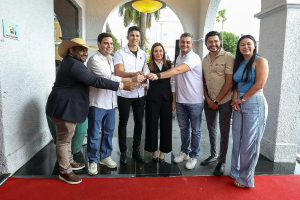 Notícia: Governo do Estado repassa ônibus escolar ao município de Redenção