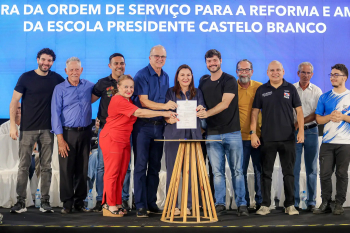 Notícia: Governadora Hana Ghassan destina R$ 8,2 milhões à reconstrução de escola e ao 'Bora Estudar' em Paragominas 