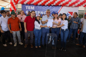Notícia: Governo do Estado garante construção de creche em Nova Esperança do Piriá