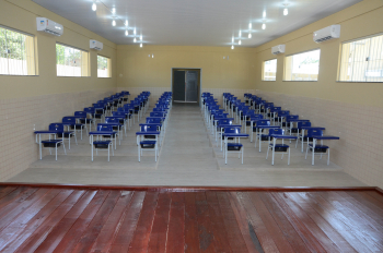 Foto: Estado entrega mais uma escola e amplia número de vagas no ensino médio em Mocajuba | Fotógrafo: Rai Pontes