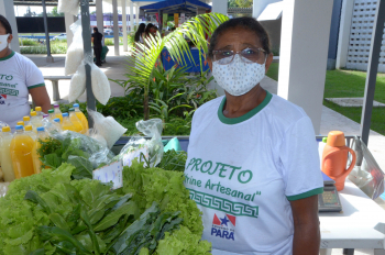 Foto: A agricultora Tereza de Jesus, de 64 anos, do município de Santa Bárbara | Fotógrafo: Eliseu Dias
