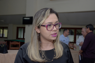 Foto: A diretora da escola Fátima I, Wanessa Rebelo | Fotógrafo: Eliseu Dias