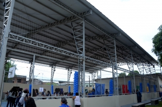 Foto: A comunidade do bairro do Bengui, em Belém, acaba de ganhar uma nova escola adequada para a retomada da aprendizagem. Na manhã de sábado (18), o governador Helder Barbalho reinaugurou a Escola Estadual de Ensino Fundamental Marilda Nunes. | Fotógrafo: Foto Rai Pontes