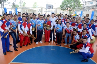 Foto: A comunidade do bairro do Bengui, em Belém, acaba de ganhar uma nova escola adequada para a retomada da aprendizagem. Na manhã de sábado (18), o governador Helder Barbalho reinaugurou a Escola Estadual de Ensino Fundamental Marilda Nunes. | Fotógrafo: Foto Rai Pontes
