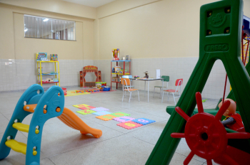 Foto: Governo entrega Escola Estadual Visconde de Souza Franco reconstruída | Fotógrafo: Eliseu Dias / Rai Pontes