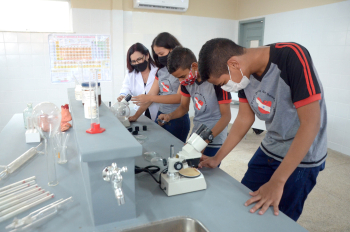 Foto: Governo entrega nova Escola Estadual Oneide de Souza Tavares, em Ananindeua | Fotógrafo: Eliseu Dias - Rai Pontes