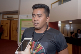 Foto: O representante da casa quilombola do território de Iguaraçu, John Cleber Santiago, lembra que historicamente esses povos foram invisibilizados e aos poucos estão emergindo nesse processo de serem vistos, seja pela luta, pela resistência, e, hoje, pela Educação especial dentro do quilombo. “Tenho esperanças de que com essa primeira porta sendo aberta, a educação dentro do quilombo seja mais adequada e que nossas crianças recebam a atenção devida”.&capa_album=DSC_5730-11d8c.jpg | Fotógrafo: Eliseu Dias