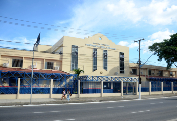 Foto: Governo entrega Escola Estadual Visconde de Souza Franco reconstruída | Fotógrafo: Eliseu Dias / Rai Pontes