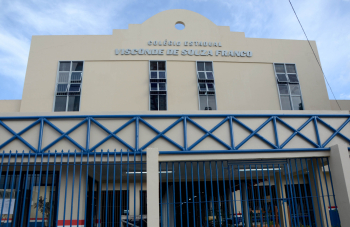 Foto: Governo entrega Escola Estadual Visconde de Souza Franco reconstruída | Fotógrafo: Eliseu Dias / Rai Pontes