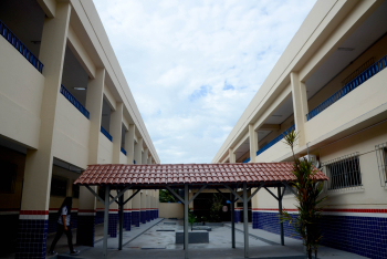 Foto: Governo entrega Escola Estadual Visconde de Souza Franco reconstruída | Fotógrafo: Eliseu Dias / Rai Pontes