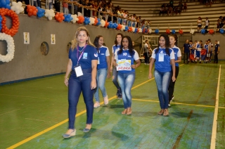 Foto: Cerca de mil estudantes de escolas públicas e privadas do Pará estão em Belém para participar da 61ª edição dos Jogos Estudantis Paraenses (JEPs), que acontece até o próximo domingo. A abertura aconteceu na noite de ontem (15), na escola de educação física da Universidade do Estado do Pará (Uepa). Os JEPs são o segundo maior campeonato estudantil do Brasil. A competição incentiva os alunos a aprender e a exercer a cidadania através do esporte. | Fotógrafo: Foto Rai Pontes