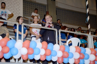 Foto: Cerca de mil estudantes de escolas públicas e privadas do Pará estão em Belém para participar da 61ª edição dos Jogos Estudantis Paraenses (JEPs), que acontece até o próximo domingo. A abertura aconteceu na noite de ontem (15), na escola de educação física da Universidade do Estado do Pará (Uepa). Os JEPs são o segundo maior campeonato estudantil do Brasil. A competição incentiva os alunos a aprender e a exercer a cidadania através do esporte. | Fotógrafo: Foto Rai Pontes