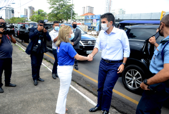 Foto: Governo entrega Escola Estadual Visconde de Souza Franco reconstruída | Fotógrafo: Eliseu Dias / Rai Pontes