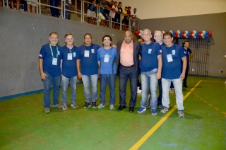 Foto: Cerca de mil estudantes de escolas públicas e privadas do Pará estão em Belém para participar da 61ª edição dos Jogos Estudantis Paraenses (JEPs), que acontece até o próximo domingo. A abertura aconteceu na noite de ontem (15), na escola de educação física da Universidade do Estado do Pará (Uepa). Os JEPs são o segundo maior campeonato estudantil do Brasil. A competição incentiva os alunos a aprender e a exercer a cidadania através do esporte. | Fotógrafo: Foto Rai Pontes